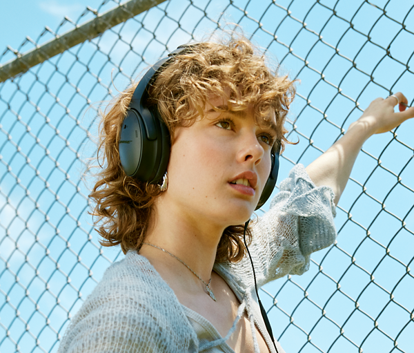 Bose QuietComfort SC Headphones